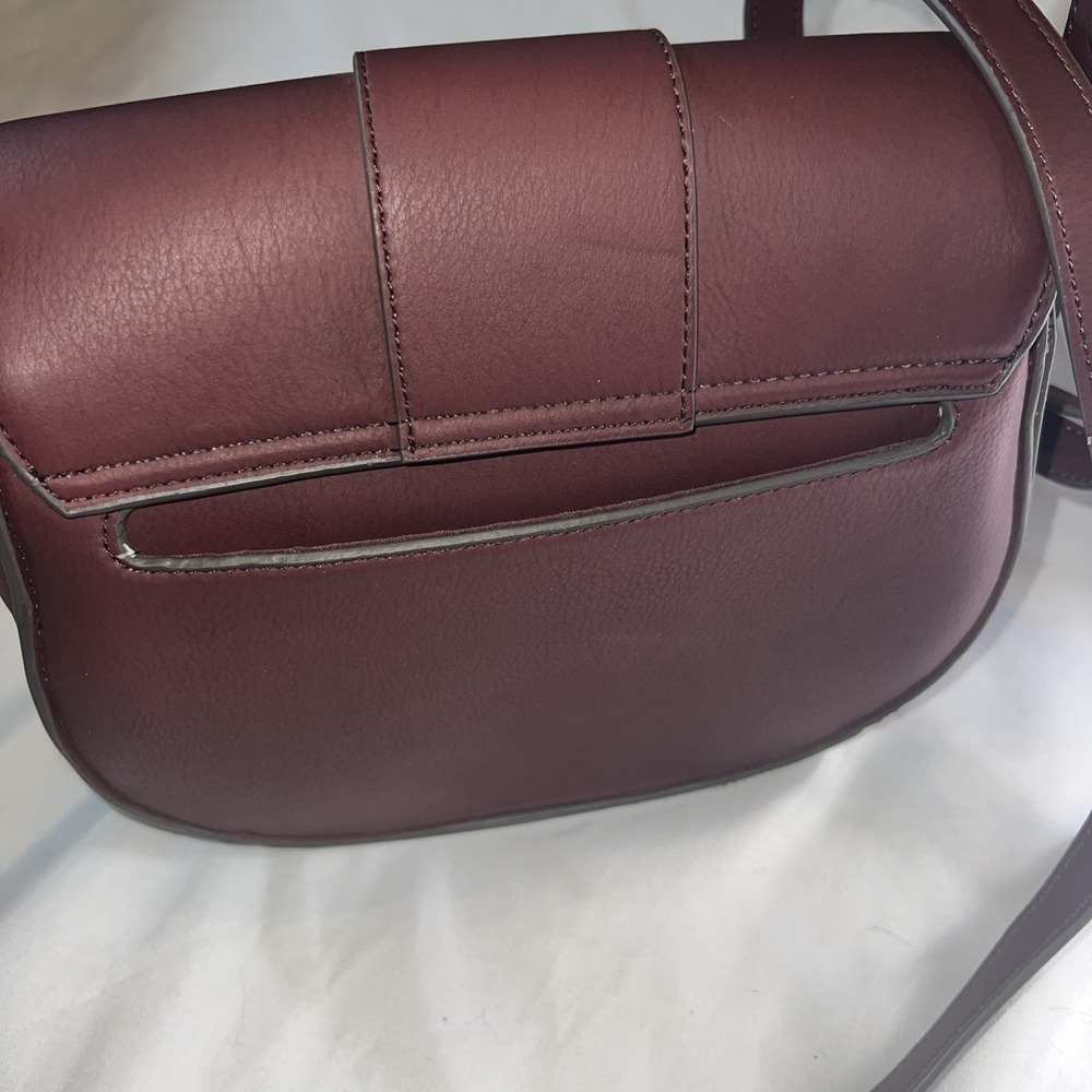 Burgundy Mauve Brass HW Vegan Hobo Crossbody Purse 10x9x3 Disneybound, Hippyboho - Picture 3 of 9